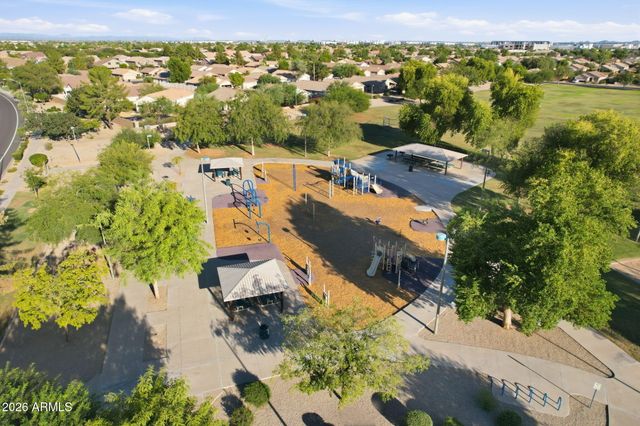 9506 E KILAREA Avenue, Mesa, AZ 85209