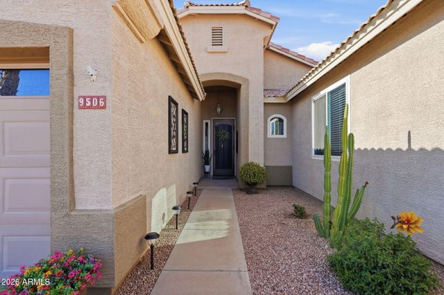 9506 E KILAREA Avenue, Mesa, AZ 85209
