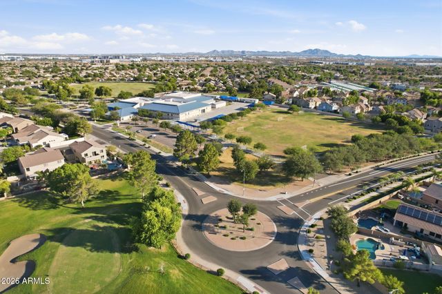 9506 E KILAREA Avenue, Mesa, AZ 85209