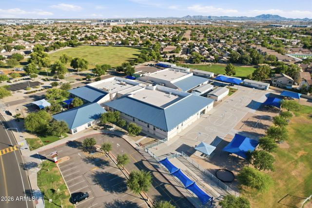 9506 E KILAREA Avenue, Mesa, AZ 85209