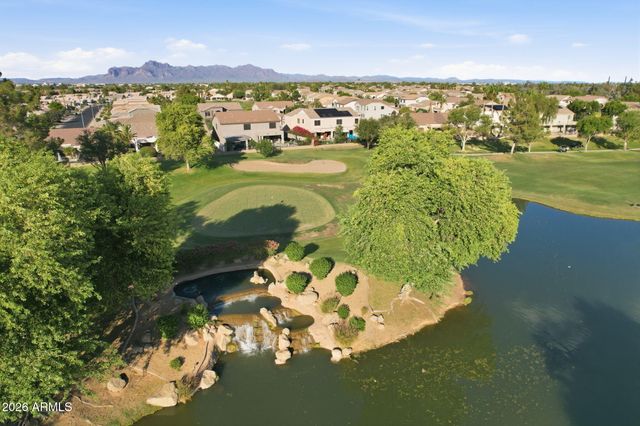9506 E KILAREA Avenue, Mesa, AZ 85209