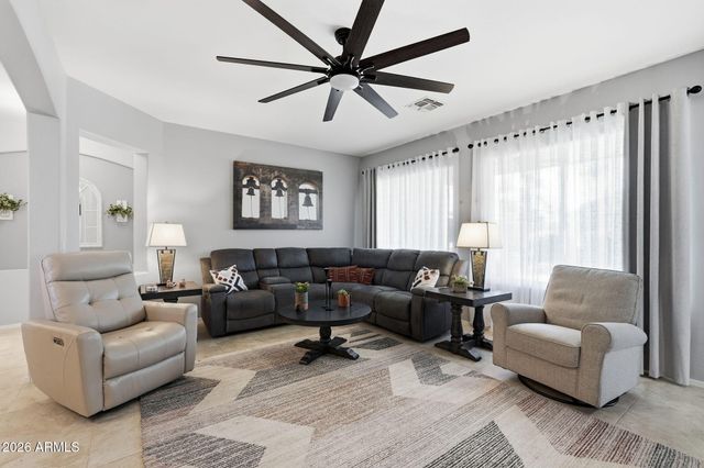 9506 E KILAREA Avenue, Mesa, AZ 85209