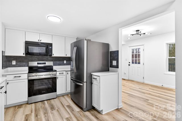 10054 Four Mile Creek Road, Charlotte, NC 28277