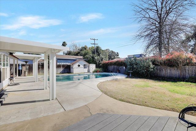 554 Winslow Dr, Yuba City, CA 95991