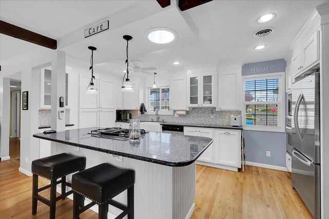 554 Winslow Dr, Yuba City, CA 95991