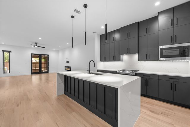 5227 Lindsley Avenue, Dallas, TX 75223