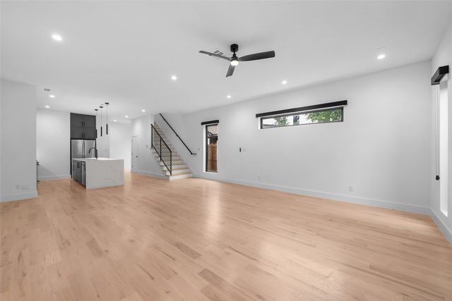 5227 Lindsley Avenue, Dallas, TX 75223