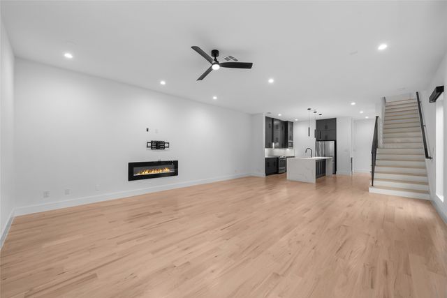 5227 Lindsley Avenue, Dallas, TX 75223