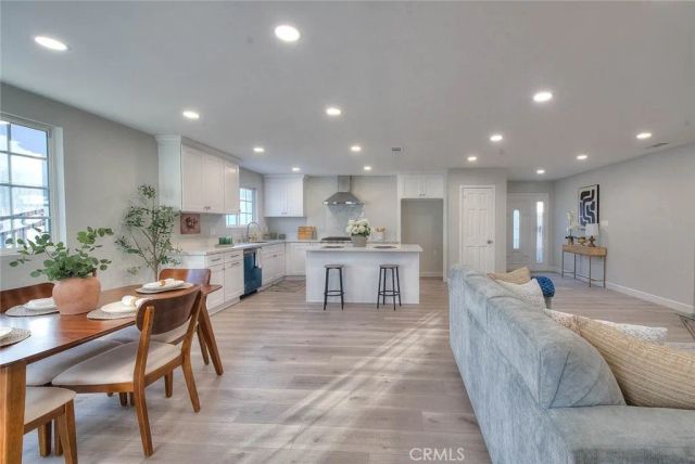 752--754 Rio Del Sol Avenue, Montebello, CA 90640
