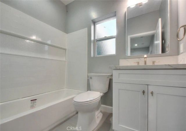 752--754 Rio Del Sol Avenue, Montebello, CA 90640