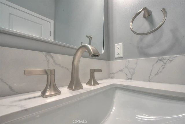 752--754 Rio Del Sol Avenue, Montebello, CA 90640