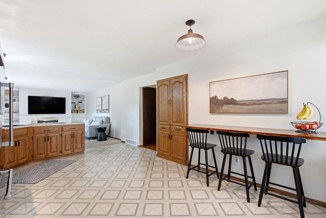 1931 17th AVENUE, Grafton, WI 53024
