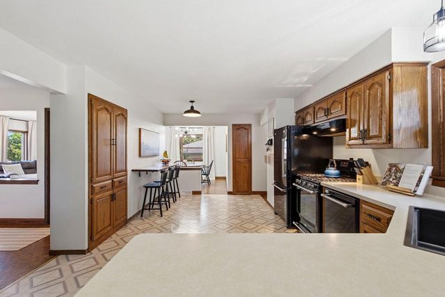 1931 17th AVENUE, Grafton, WI 53024