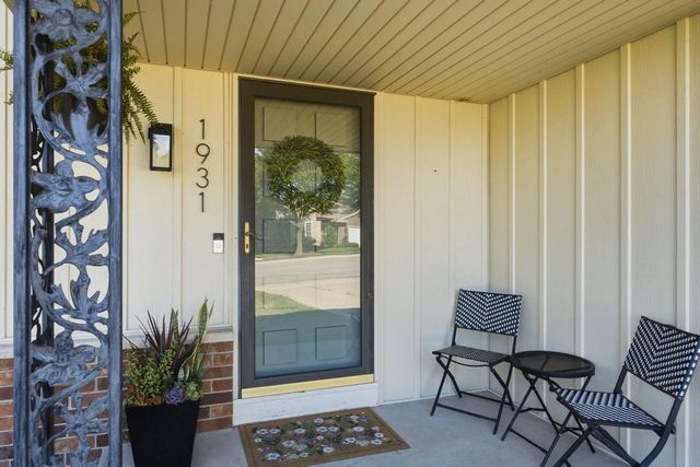 1931 17th AVENUE, Grafton, WI 53024