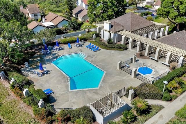 1729 Gascony Road, Encinitas, CA 92024