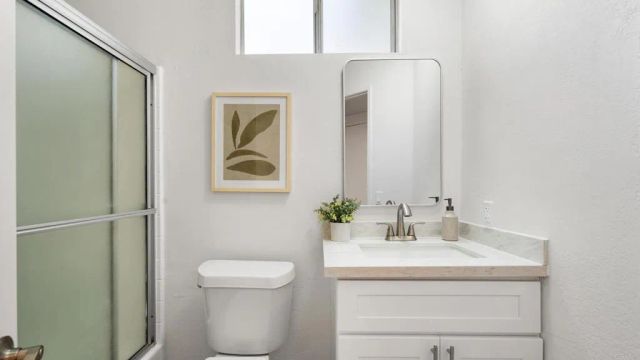 415 Stoney Point Way, Oceanside, CA 92058