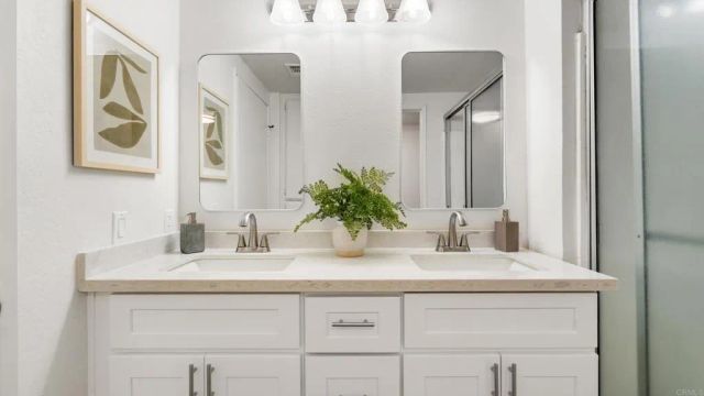 415 Stoney Point Way, Oceanside, CA 92058