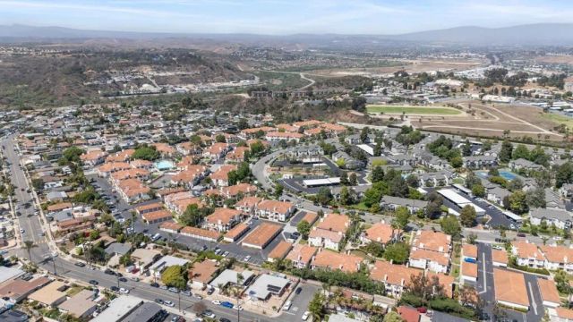 415 Stoney Point Way, Oceanside, CA 92058