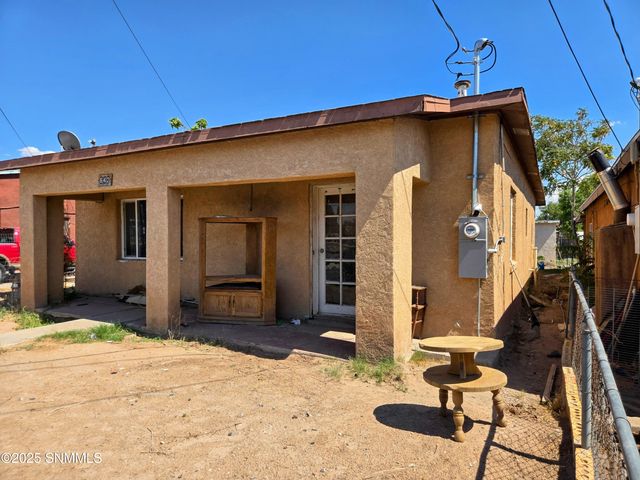 642 Pinon Street, Las Cruces, NM 88001