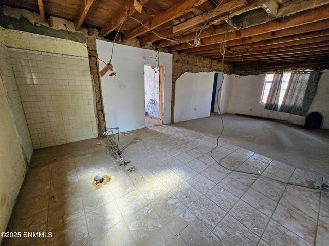 642 Pinon Street, Las Cruces, NM 88001