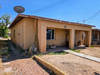 642 Pinon Street, Las Cruces, NM 88001