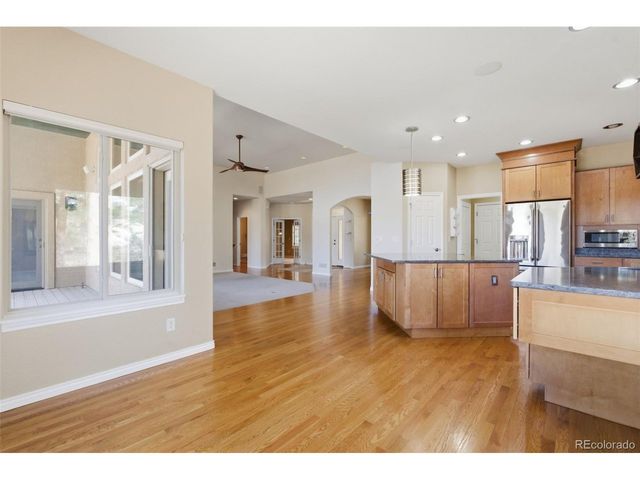 4126 Mohawk Dr, Larkspur, CO 80118