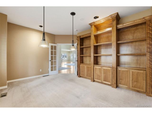 4126 Mohawk Dr, Larkspur, CO 80118