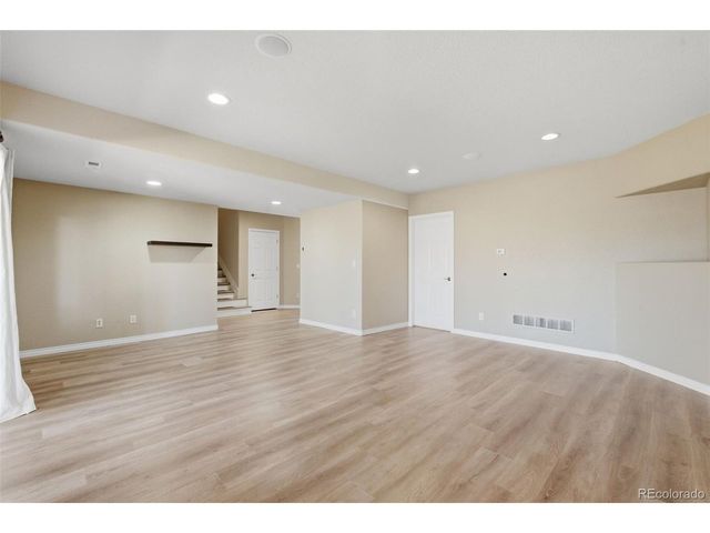 4126 Mohawk Dr, Larkspur, CO 80118