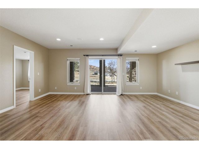 4126 Mohawk Dr, Larkspur, CO 80118