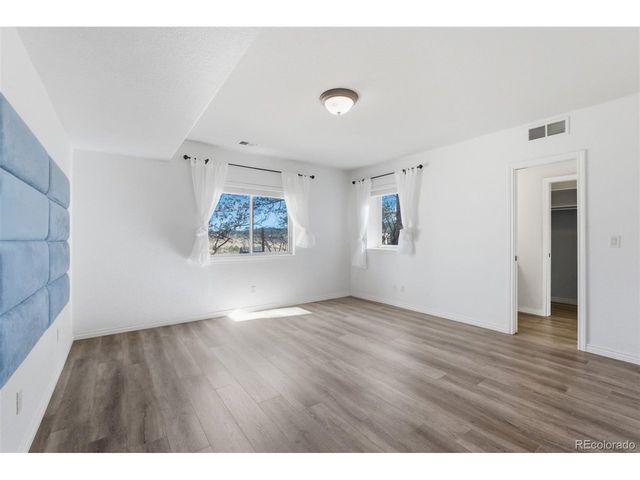 4126 Mohawk Dr, Larkspur, CO 80118