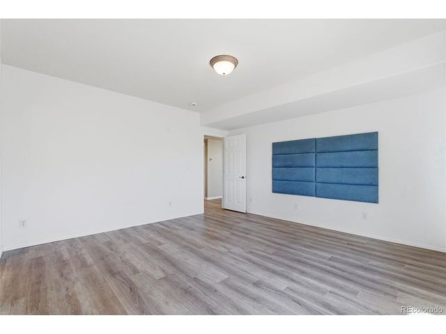 4126 Mohawk Dr, Larkspur, CO 80118