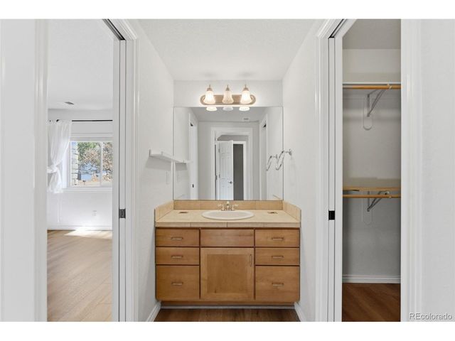 4126 Mohawk Dr, Larkspur, CO 80118