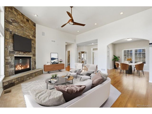 4126 Mohawk Dr, Larkspur, CO 80118