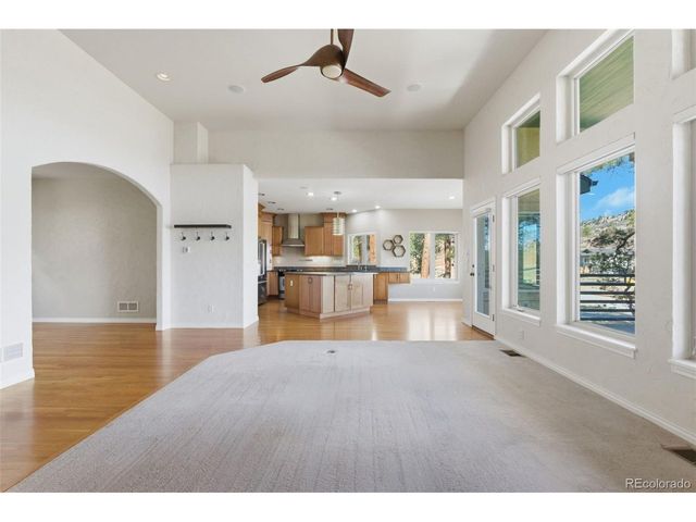 4126 Mohawk Dr, Larkspur, CO 80118