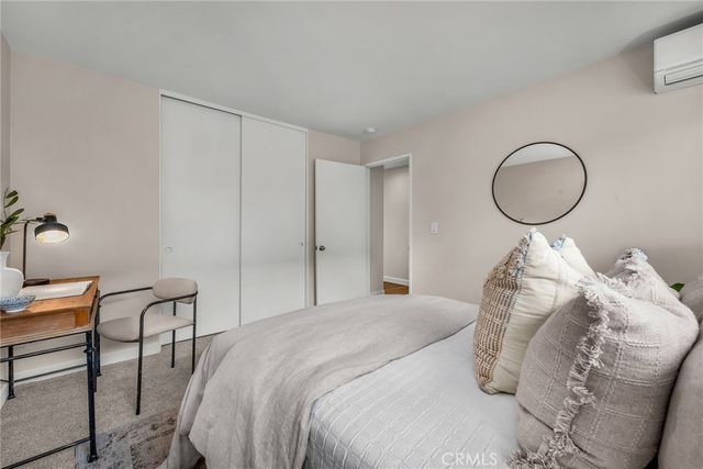 2538 104 E 2nd Street 104, Long Beach, CA 90803