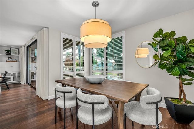 2538 104 E 2nd Street 104, Long Beach, CA 90803