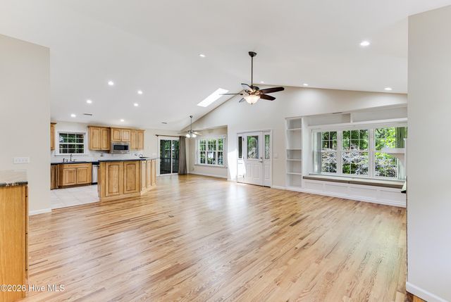 3254 Island Drive SE, Bolivia, NC 28422