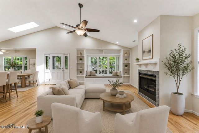 3254 Island Drive SE, Bolivia, NC 28422