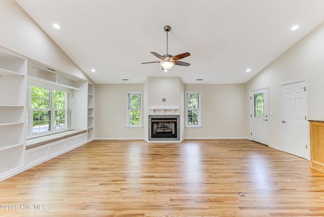 3254 Island Drive SE, Bolivia, NC 28422