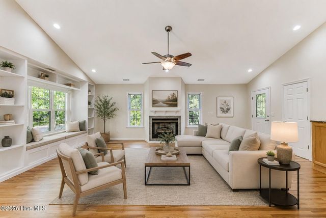 3254 Island Drive SE, Bolivia, NC 28422