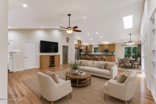 3254 Island Drive SE, Bolivia, NC 28422