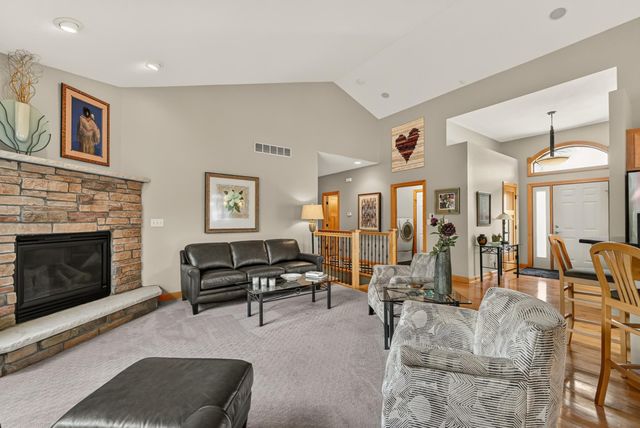 639 Donnington Place, Byron, MN 55920