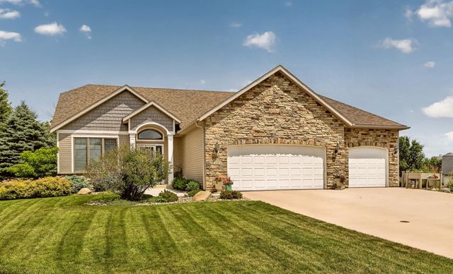 639 Donnington Place, Byron, MN 55920