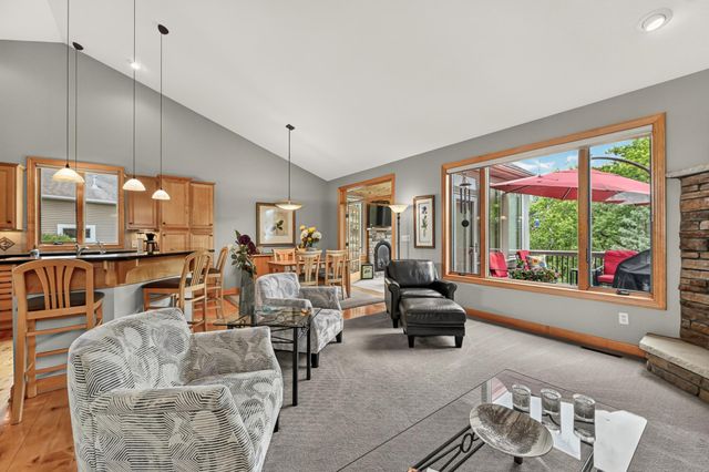 639 Donnington Place, Byron, MN 55920