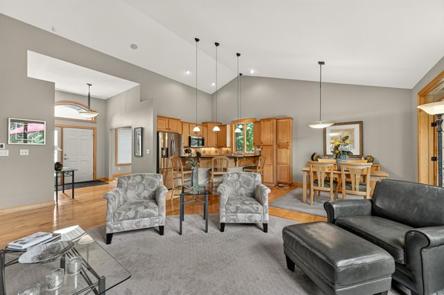 639 Donnington Place, Byron, MN 55920
