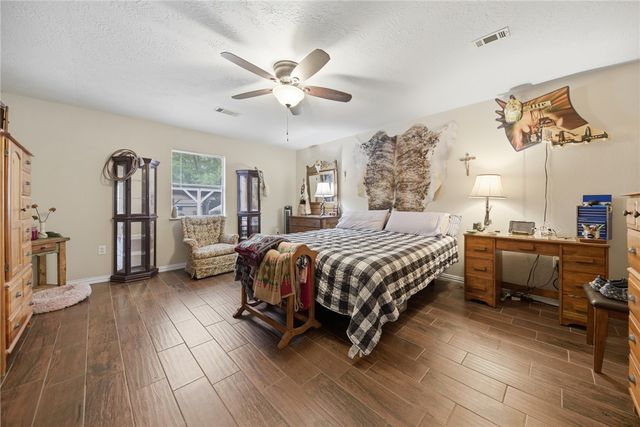 27211 Seahorse Lane, Magnolia, TX 77355