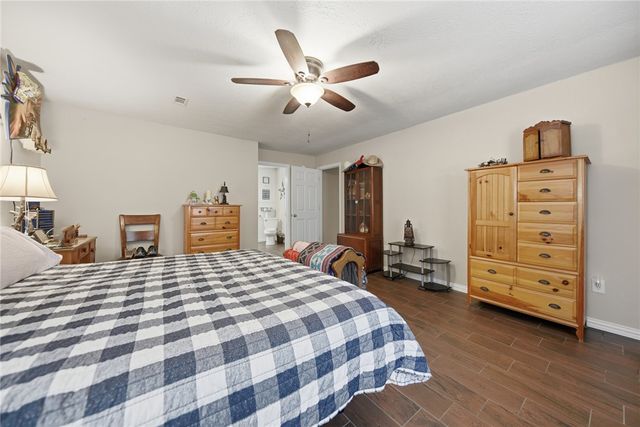 27211 Seahorse Lane, Magnolia, TX 77355