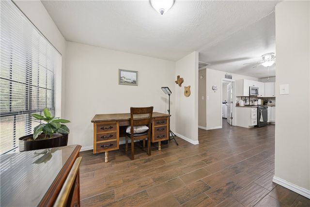 27211 Seahorse Lane, Magnolia, TX 77355