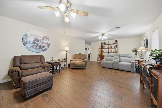 27211 Seahorse Lane, Magnolia, TX 77355