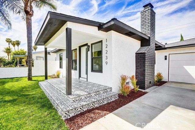 12239 Brittain, Hawaiian Gardens, CA 90716